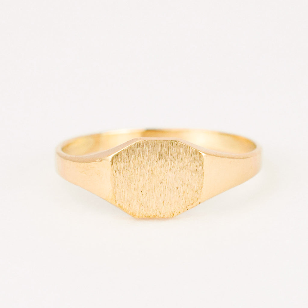 Small Signet Ring – Folklor
