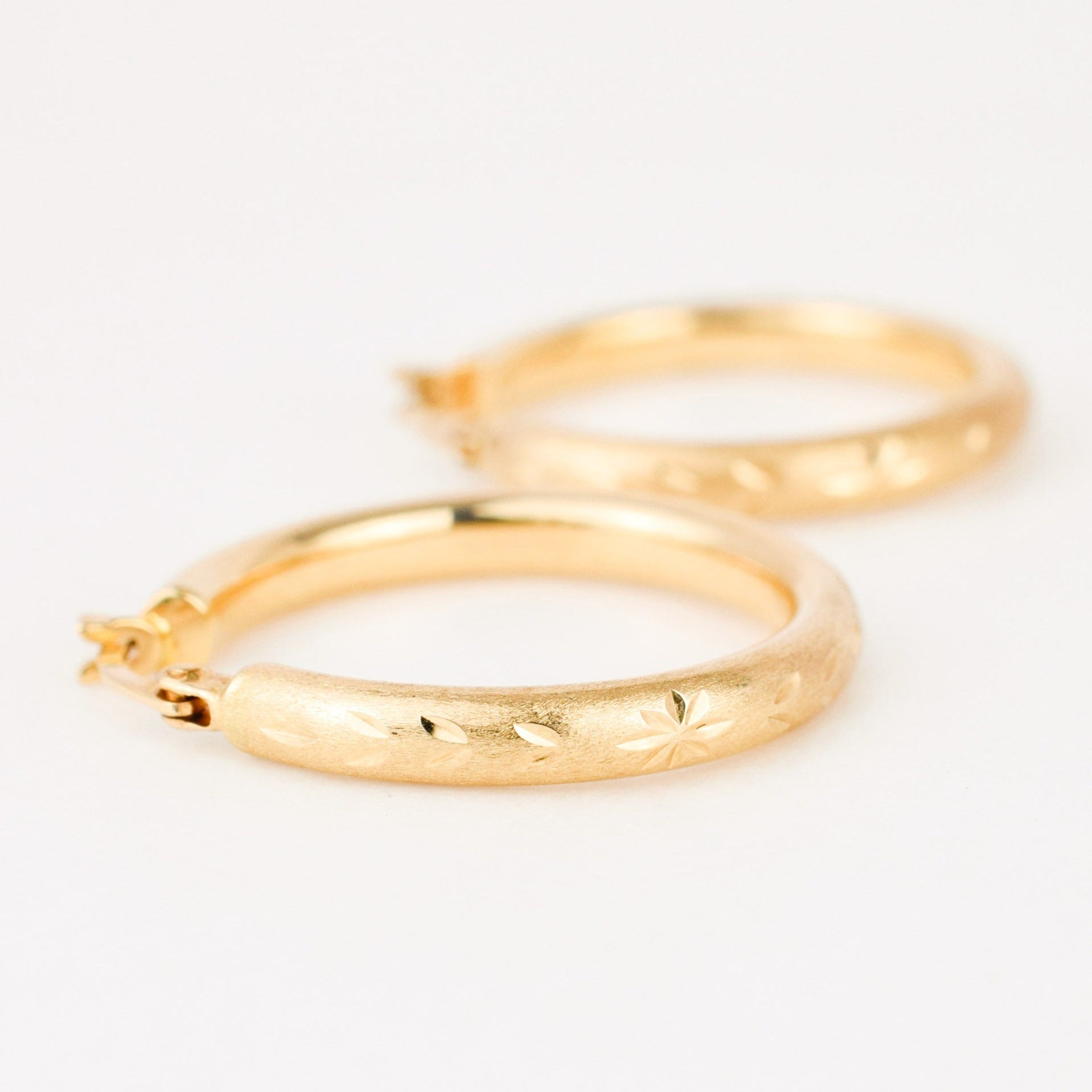 vintage gold brushed hoop earrings
