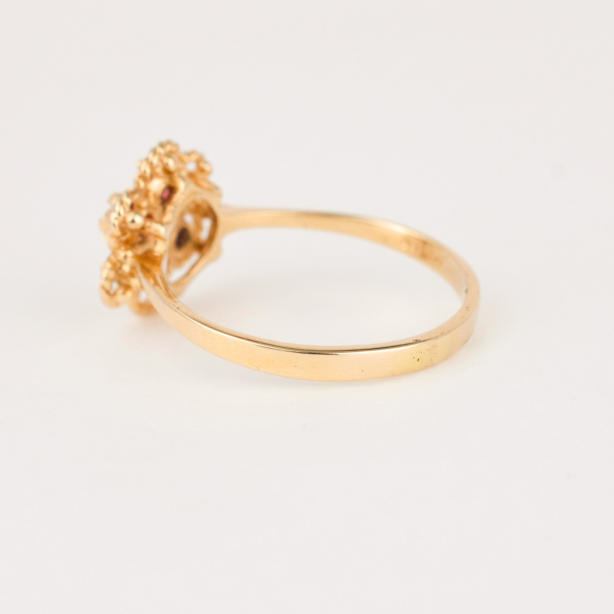 vintage gold ruby flower ring 