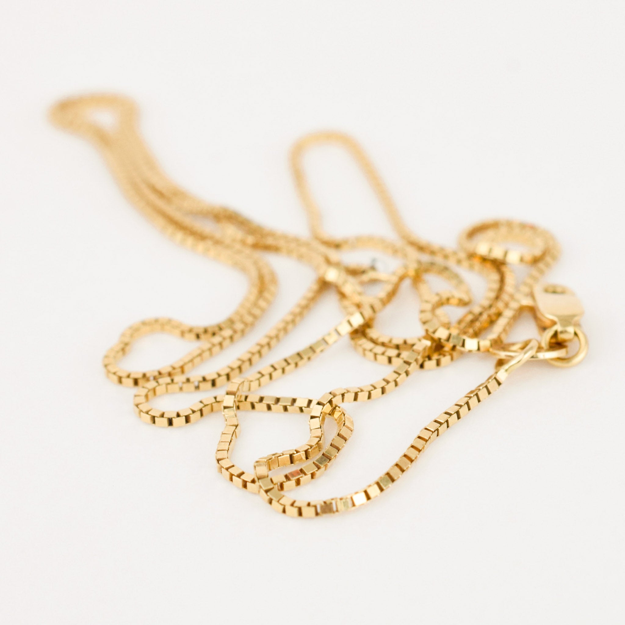 vintage gold box chain necklace