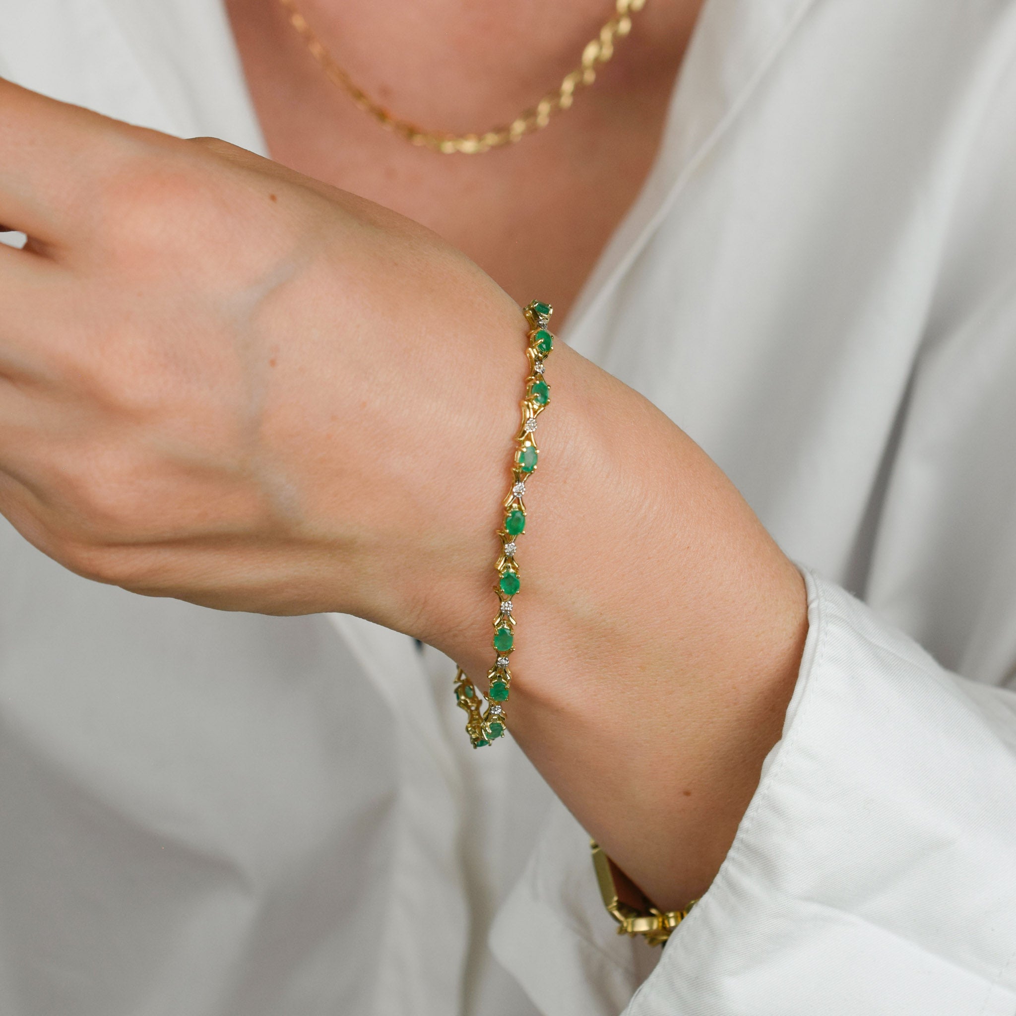 vintage gold emerald and diamond tennis bracelet 
