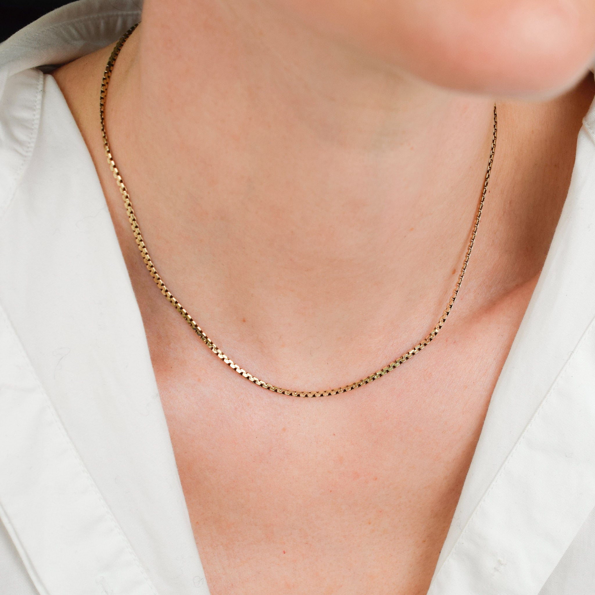 vintage gold flat chain necklace