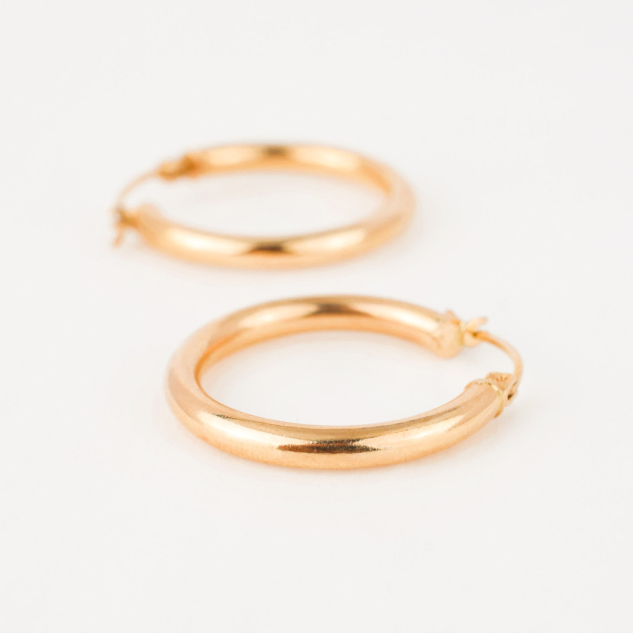 vintage gold 26 mm hoop earrings