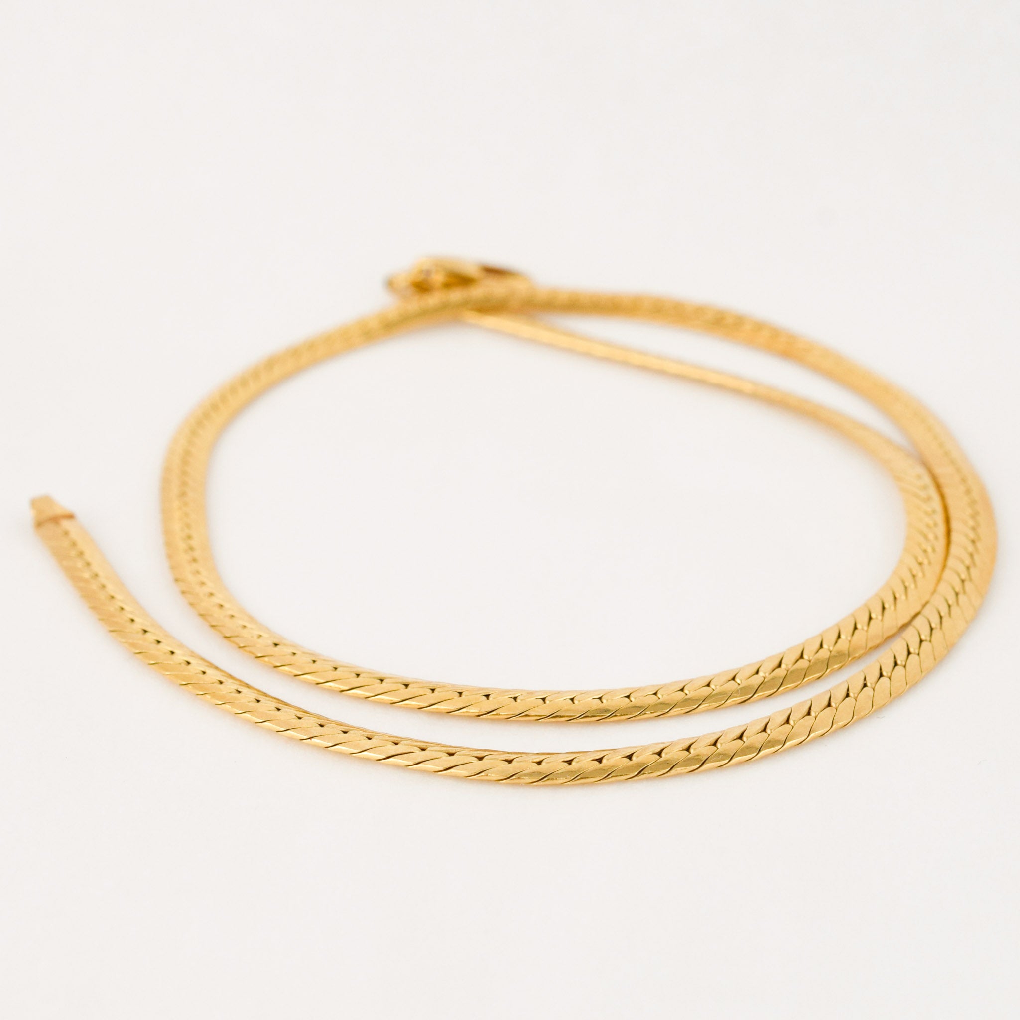 vintage 18k gold 17.5" Herringbone Necklace