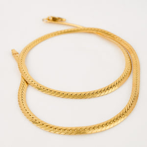 vintage 18k gold 17.5" Herringbone Necklace