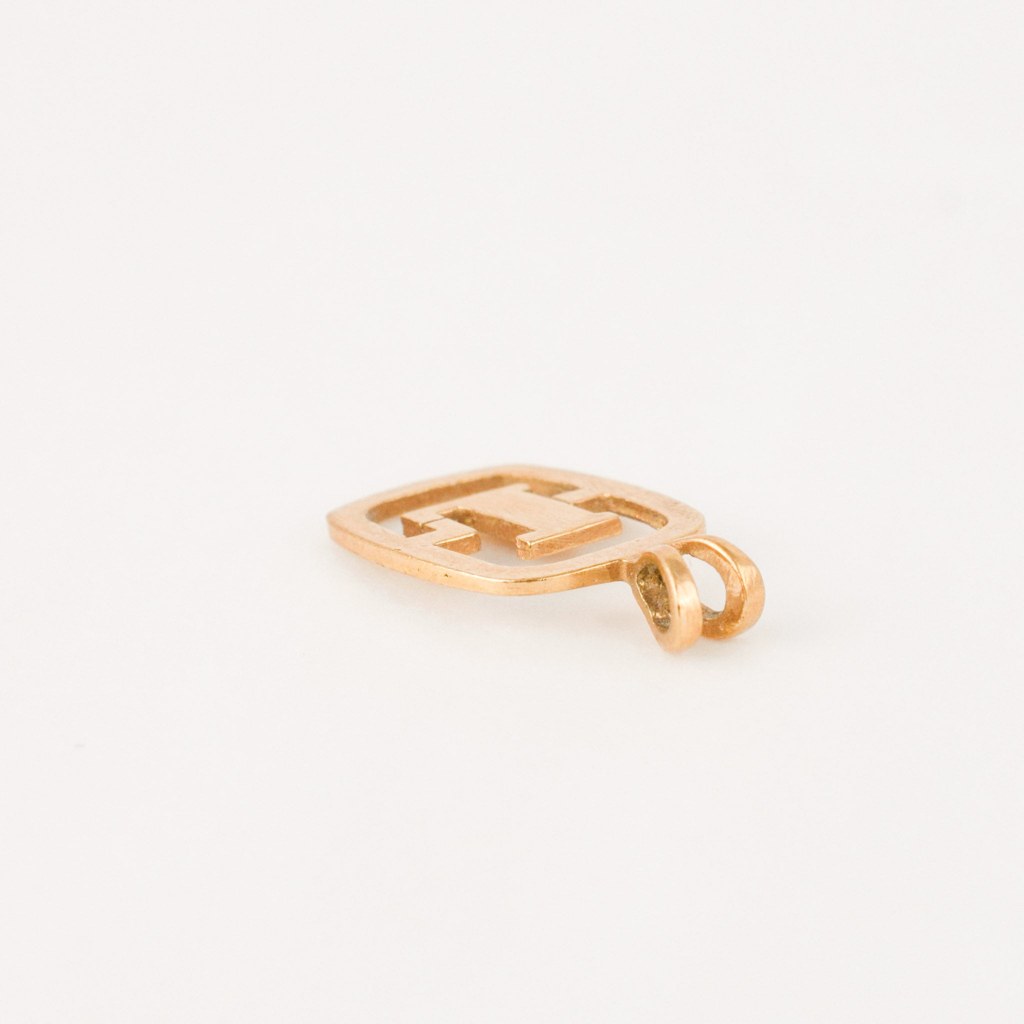 vintage gold 'l' charm pendant 