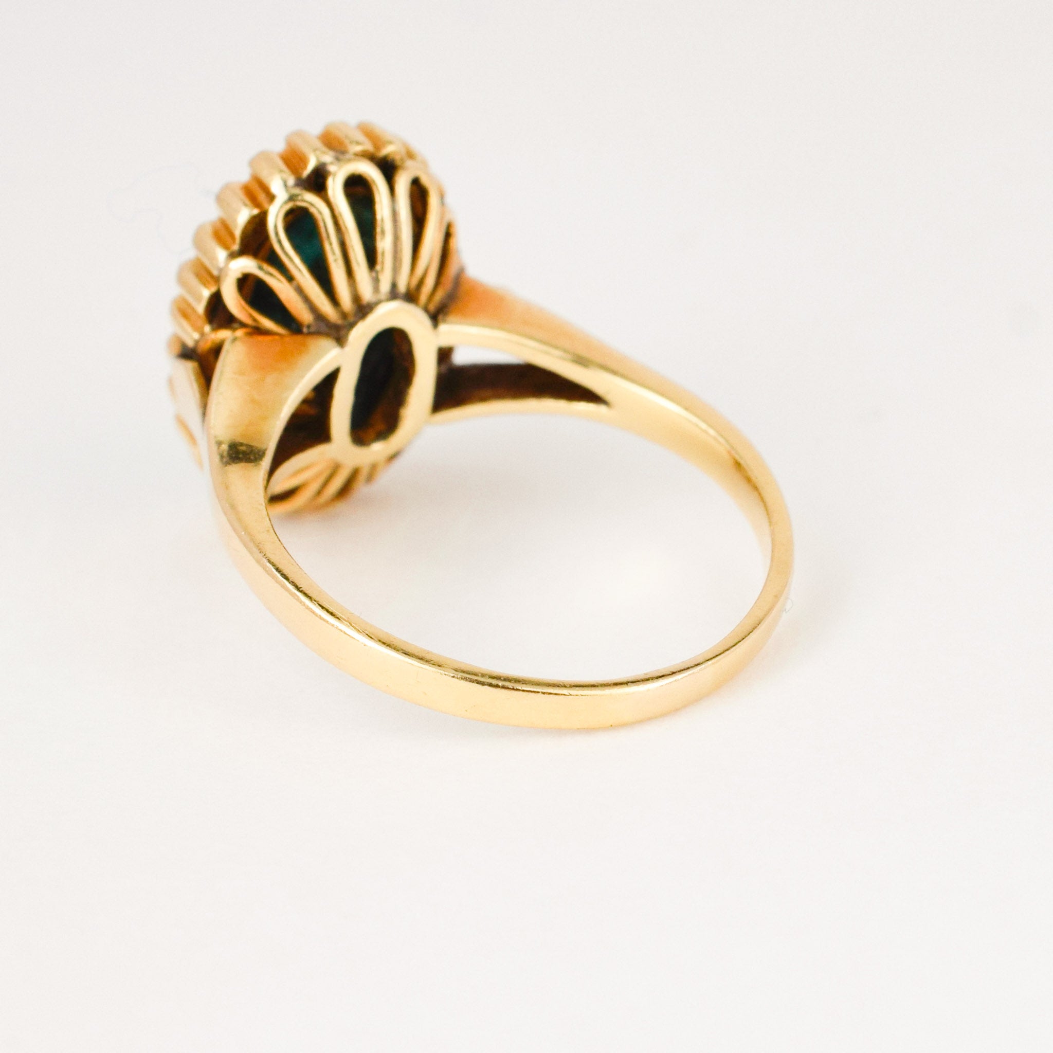 buttery 18k gold vintage turquoise ring 