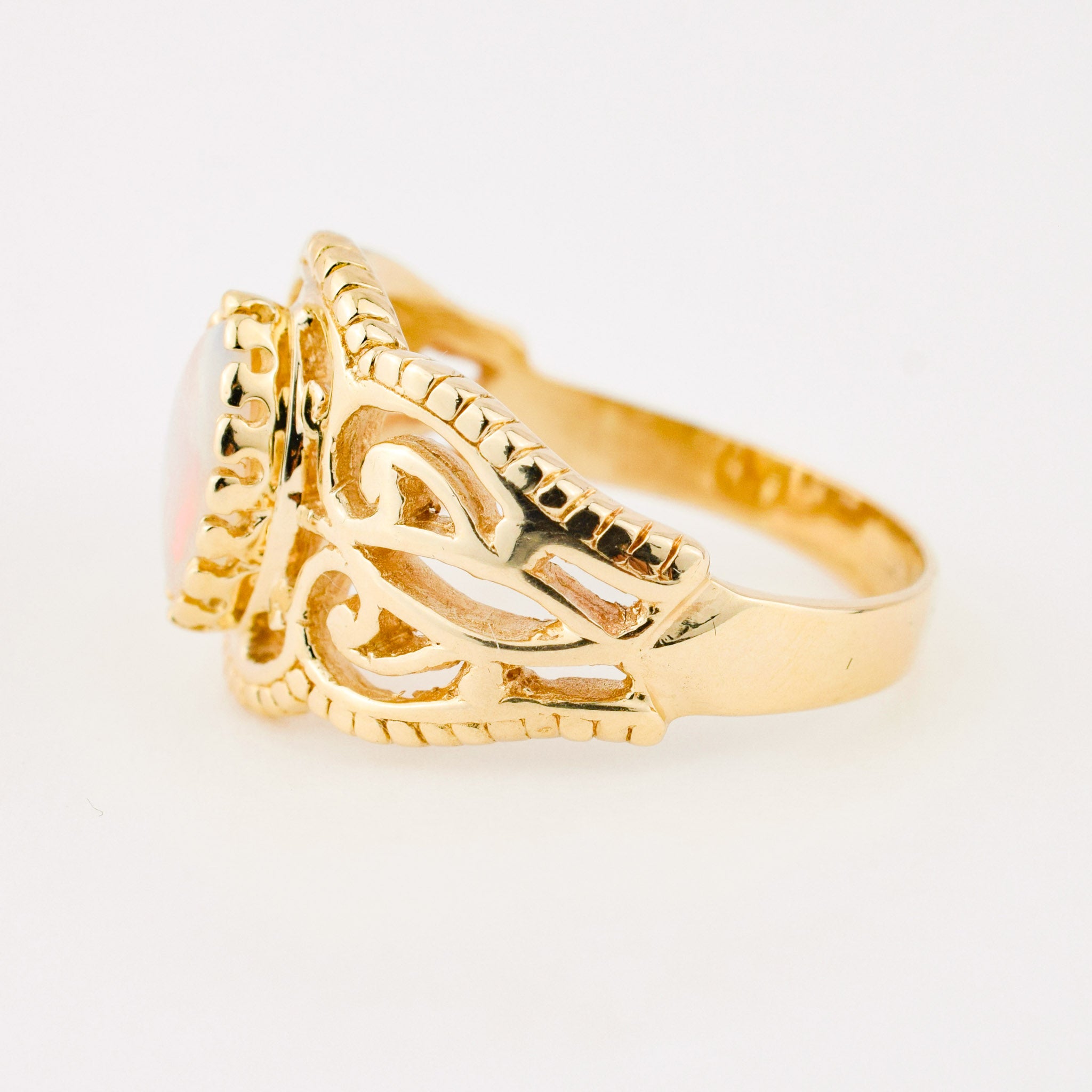 vintage gold filigree opal ring 