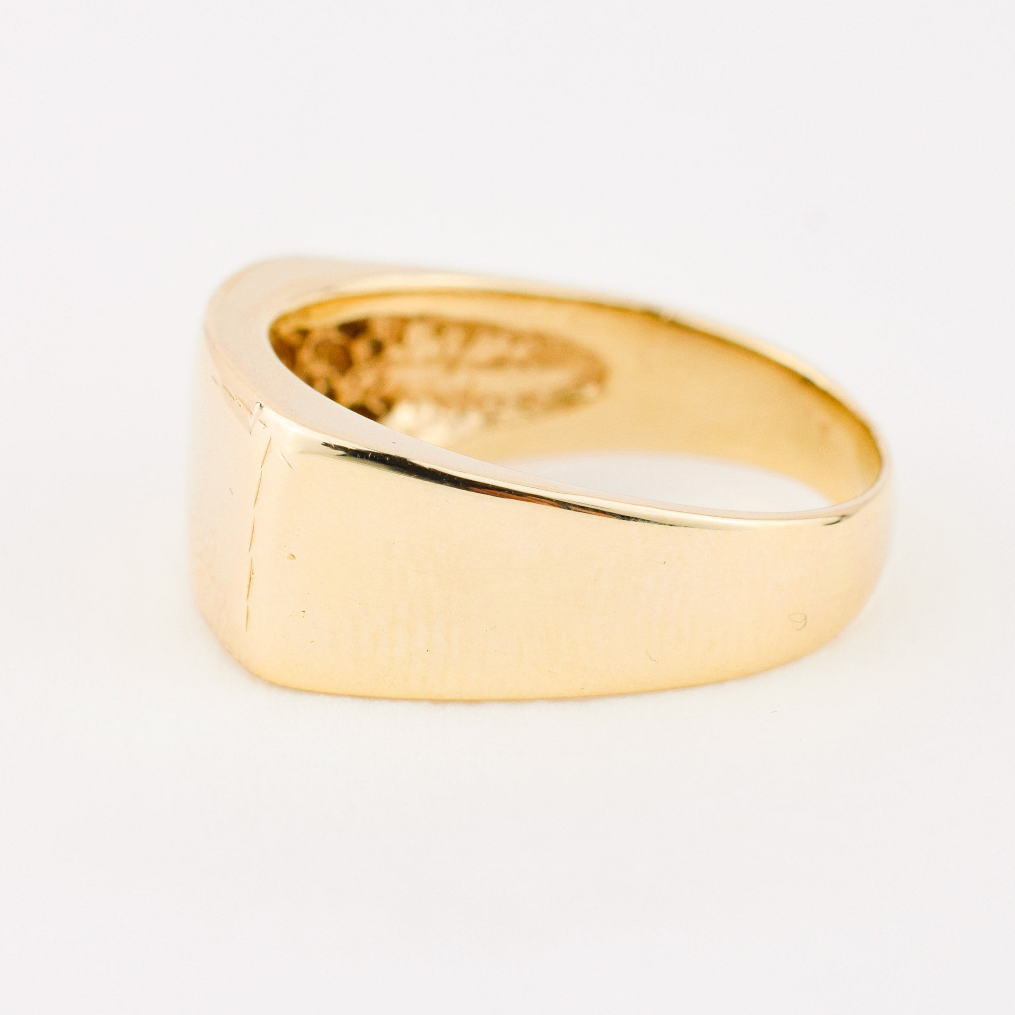 vintage gold square signet ring