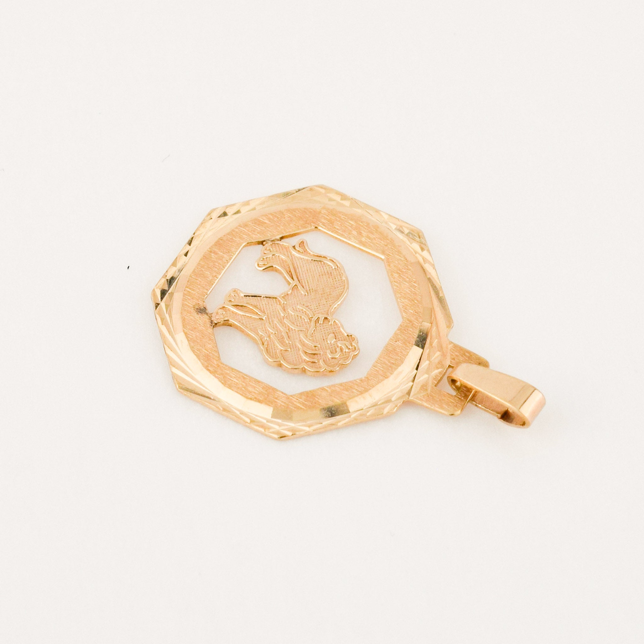 vintage gold leo zodiac charm pendant 