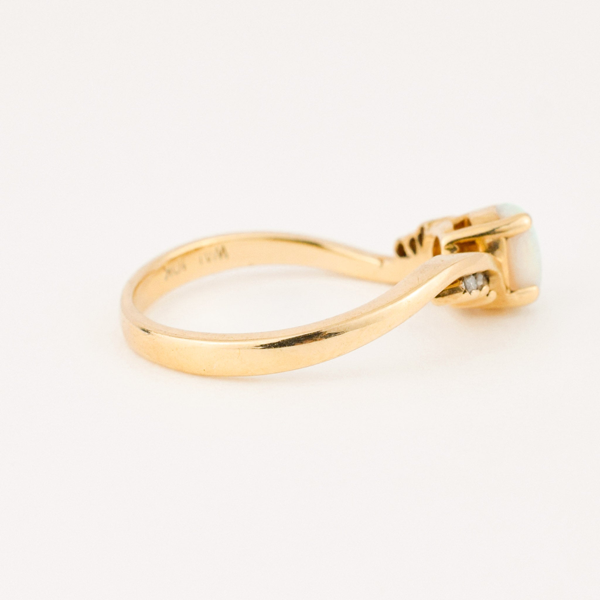 vintage gold opal and diamond ring 