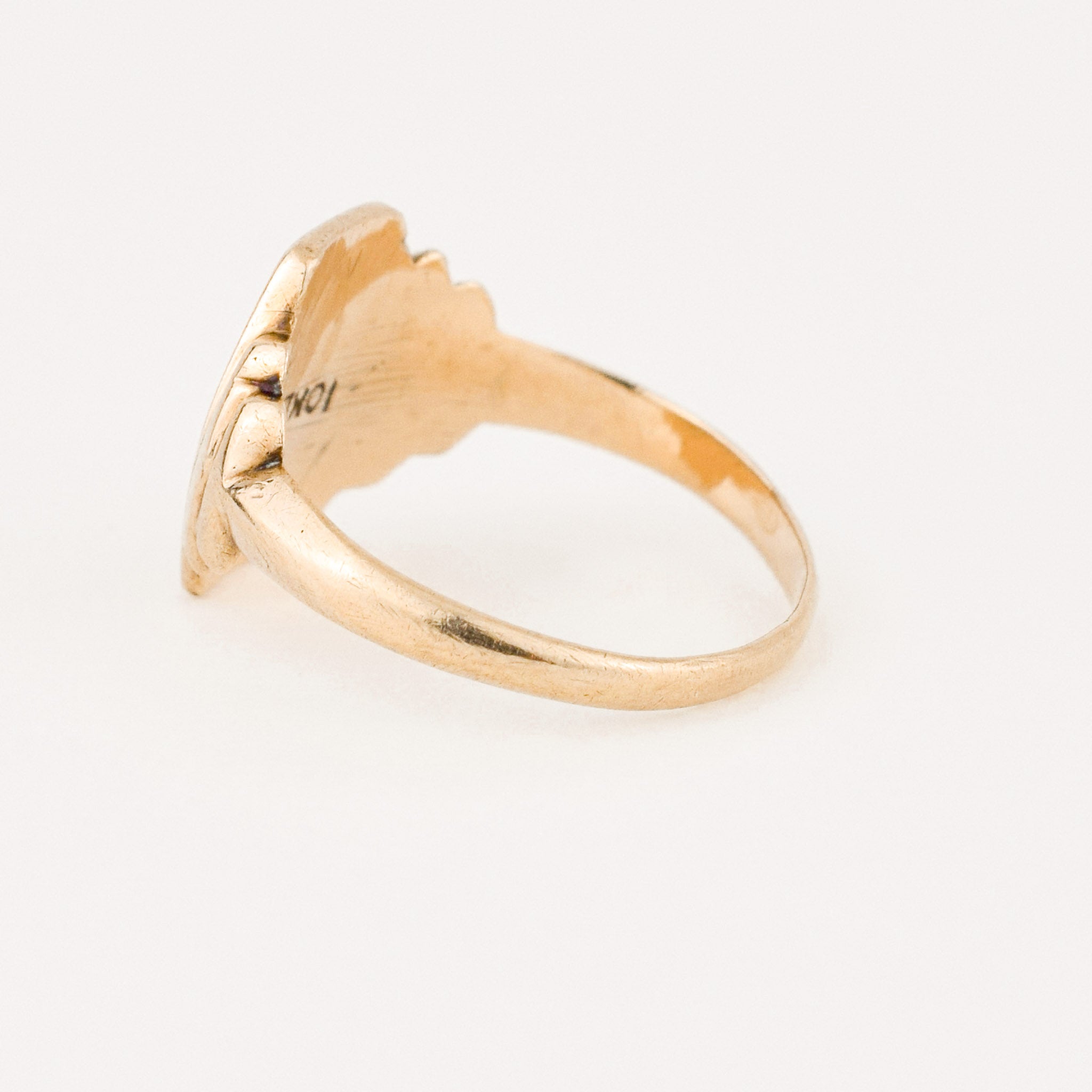 vintage gold 'd' signet ring