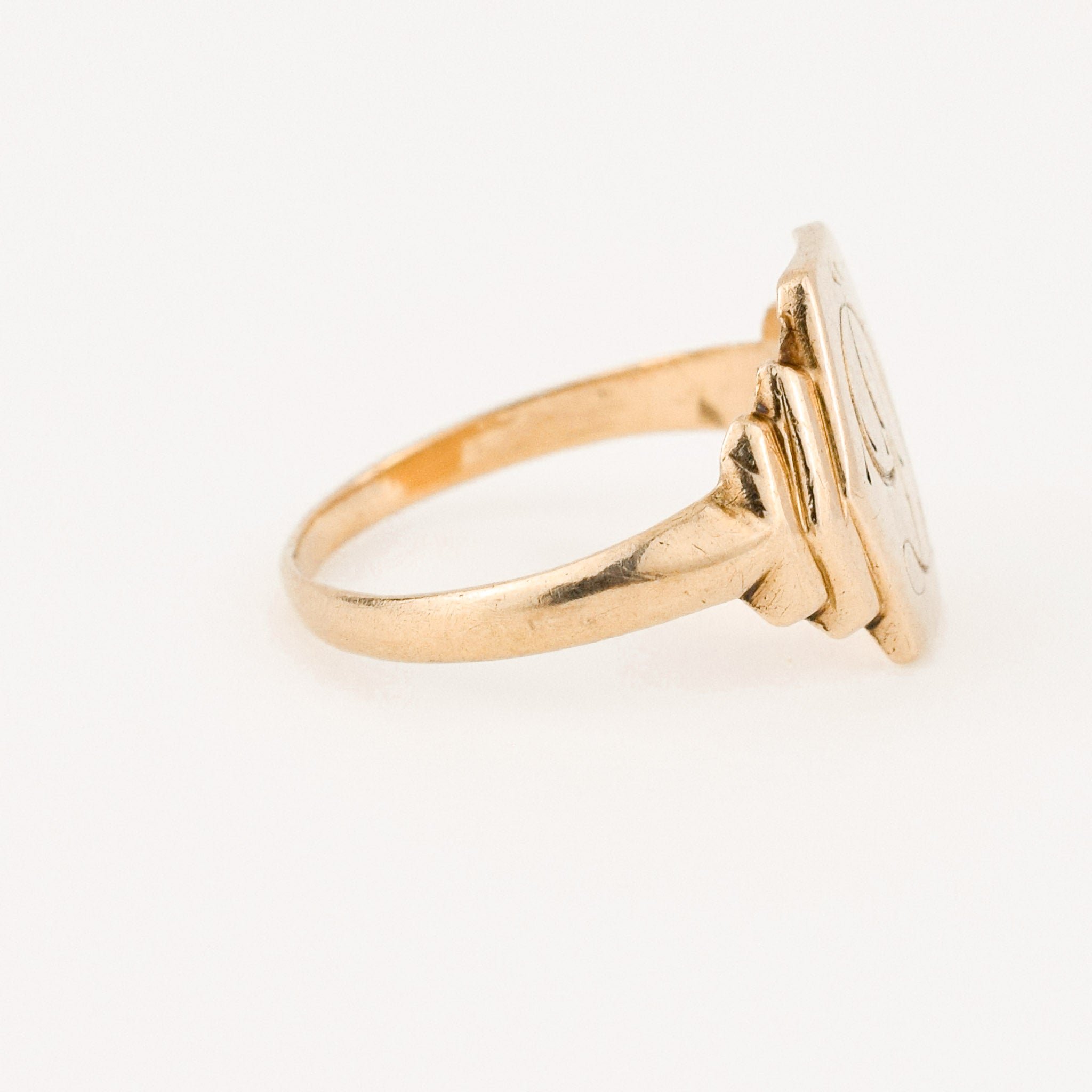 vintage gold 'd' signet ring