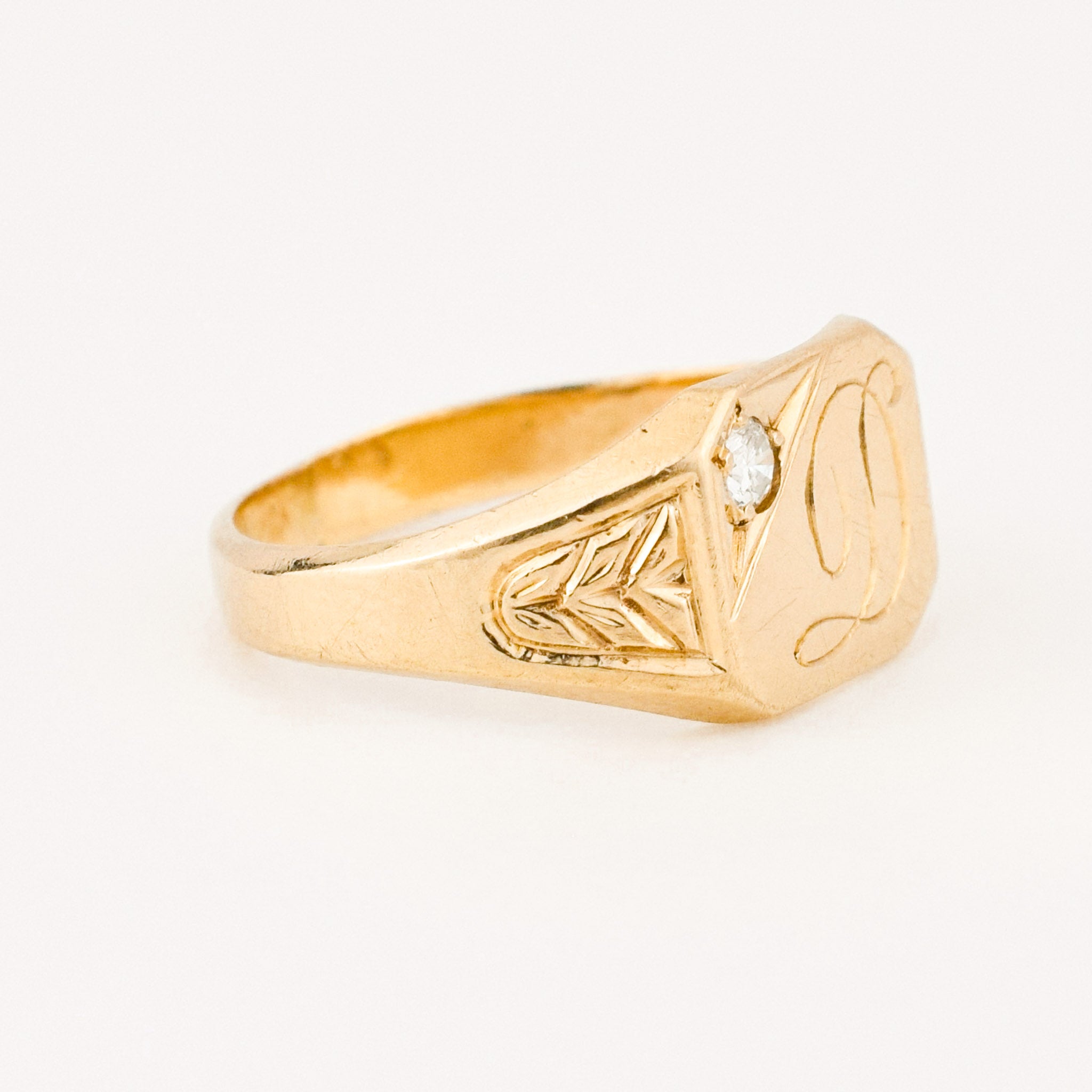 'D' Signet Ring