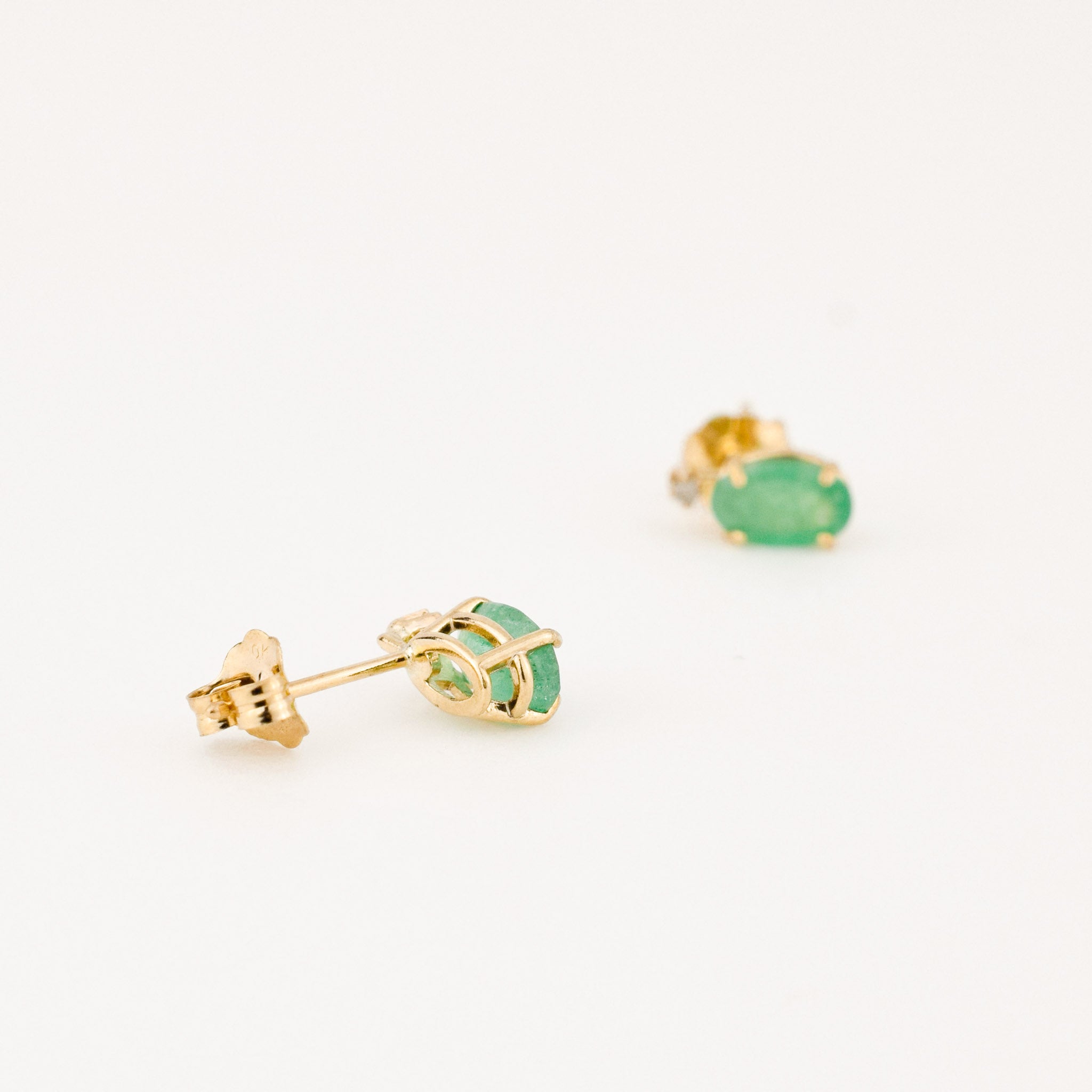 vintage emerald and diamond earrings 