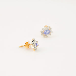 tanzanite diamond cluster stud earrings 