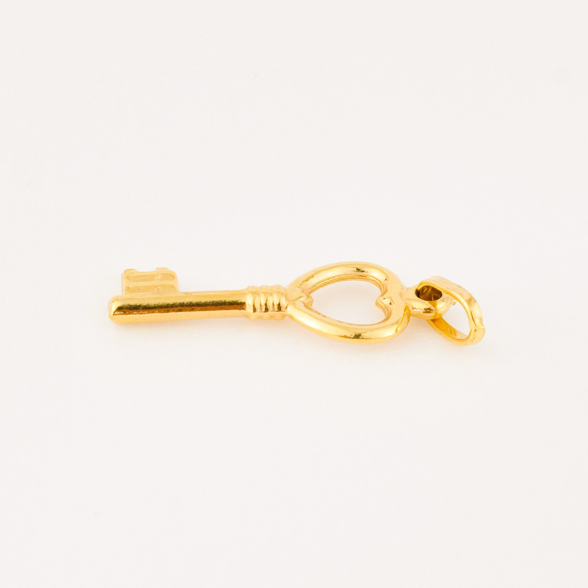 vintage gold heart key pendant