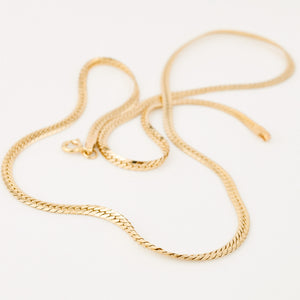 vintage gold 18" herringbone chain necklace