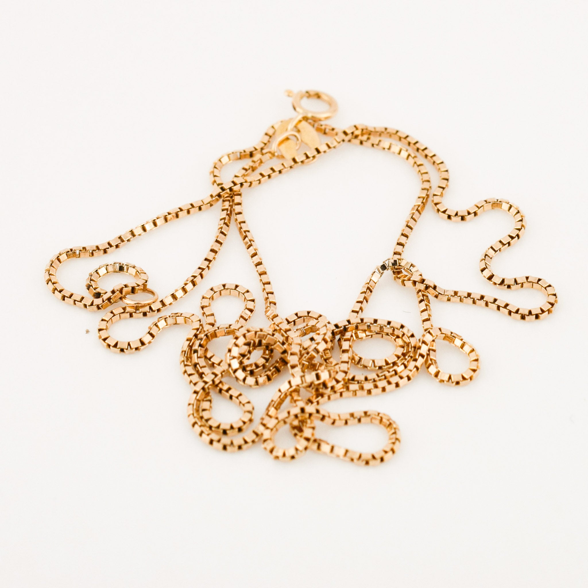 vintage gold 22" box chain necklace