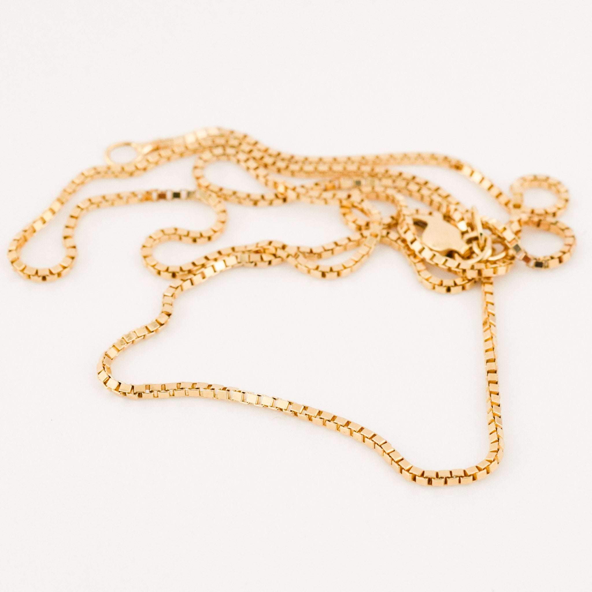 vintage 14k gold 18.5" box chain necklace