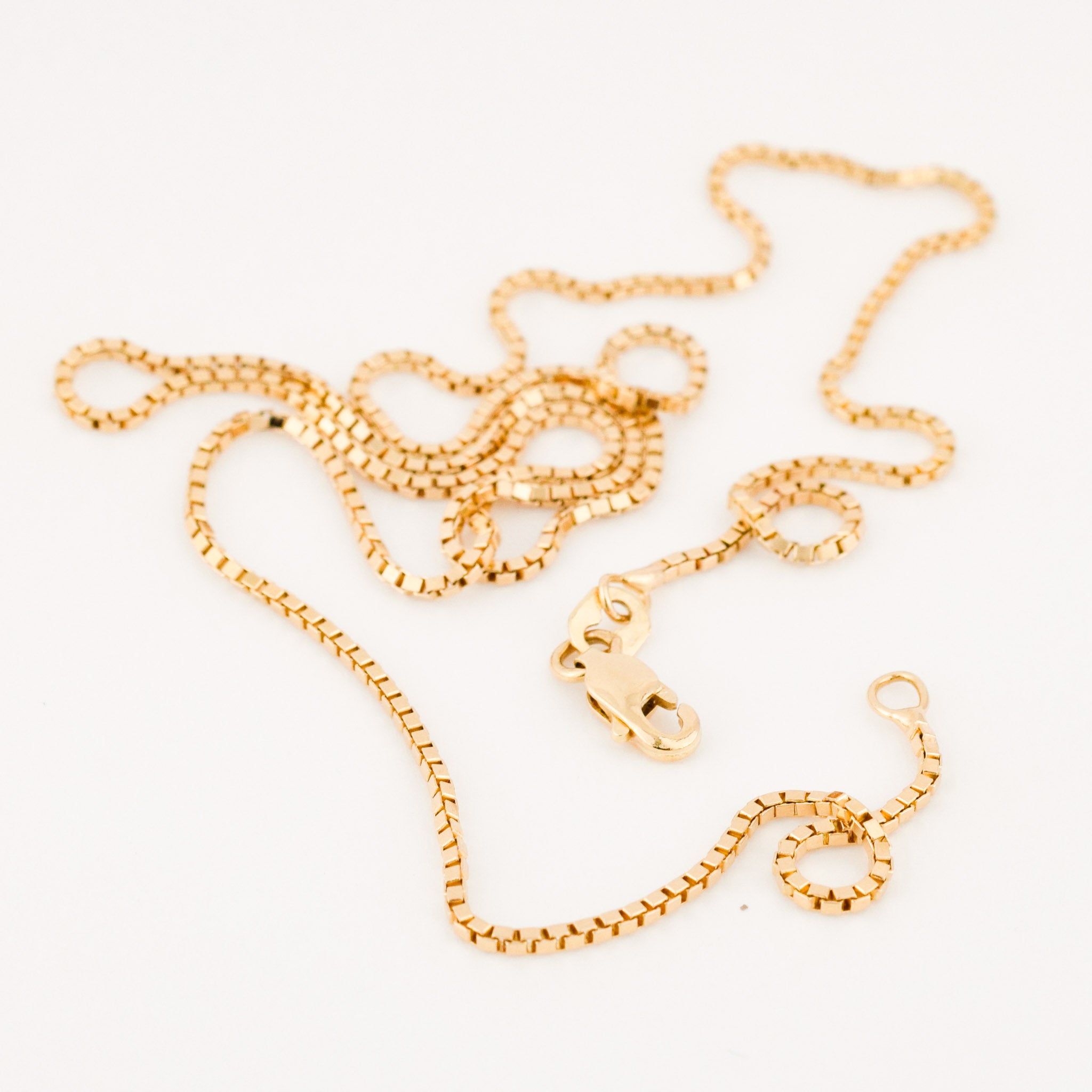 vintage 14k gold 18.5" box chain necklace