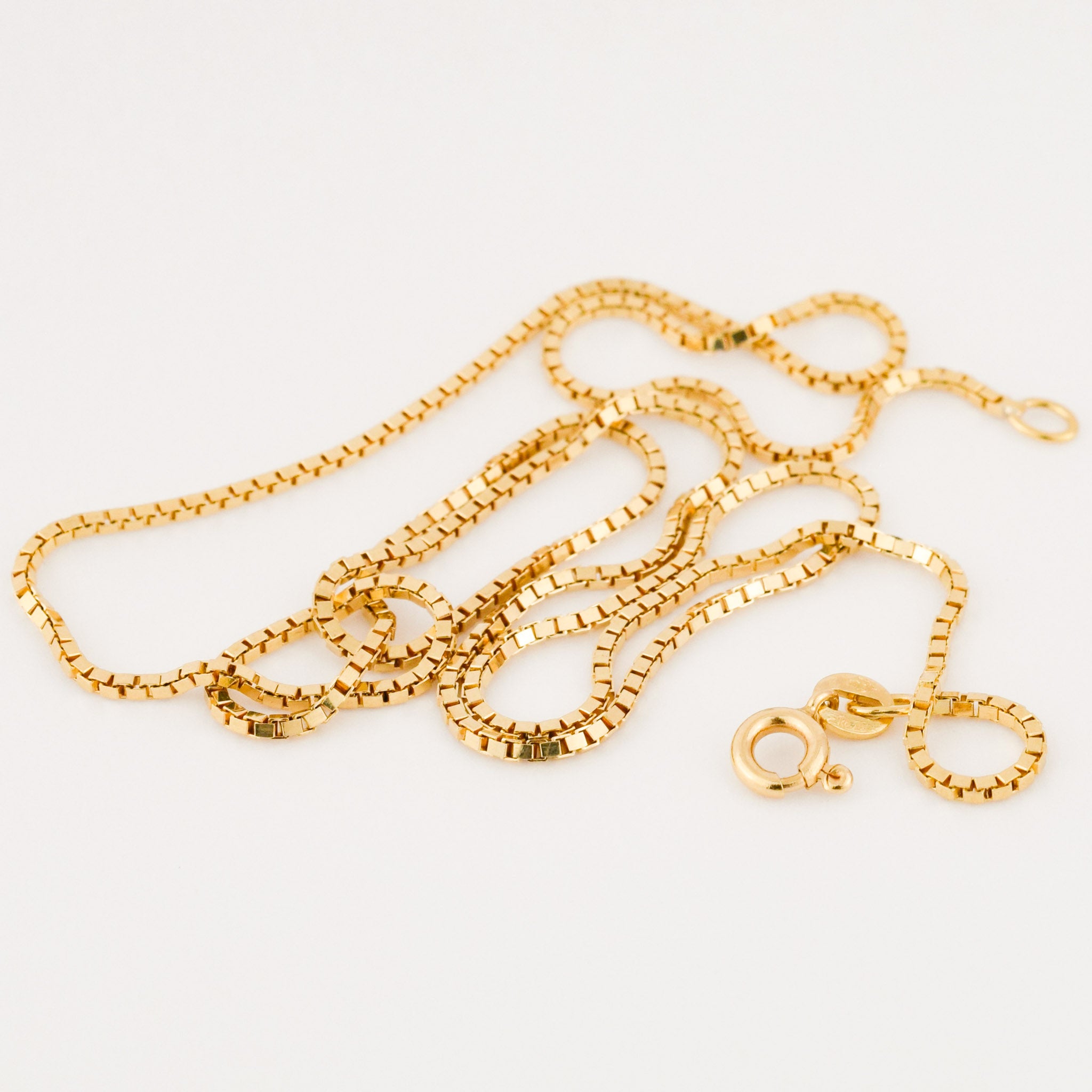 vintage gold box chain necklace