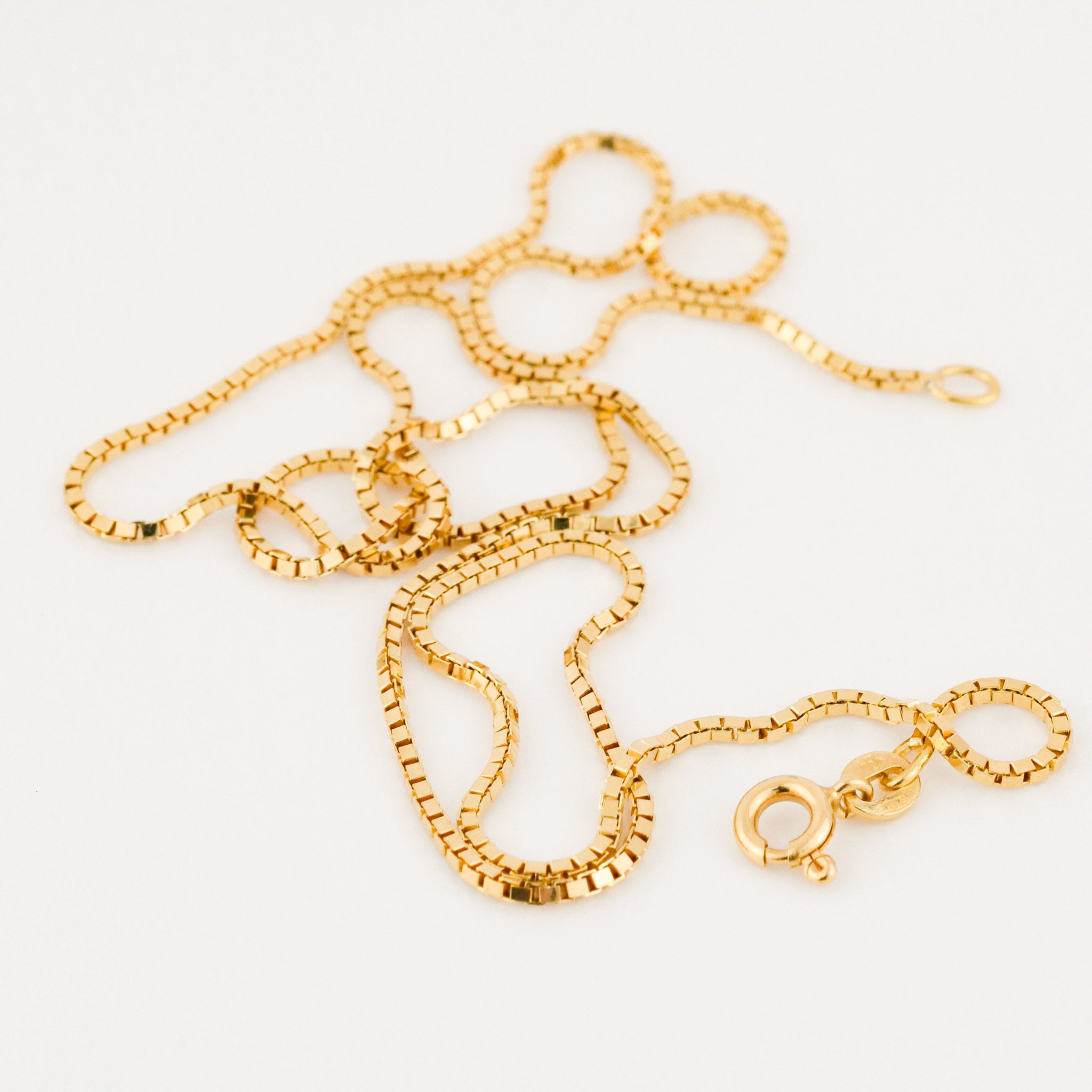 vintage gold box chain necklace