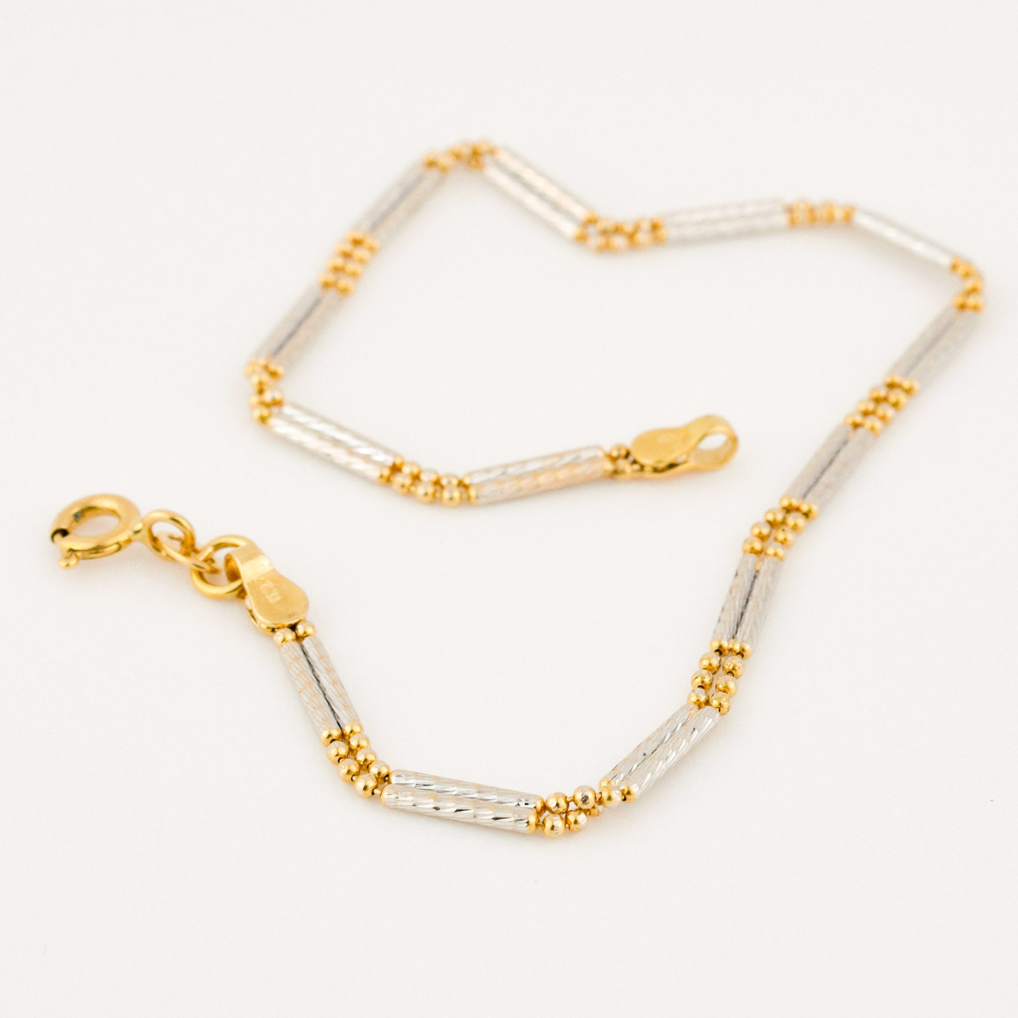 vintage gold bar and bead bracelet 