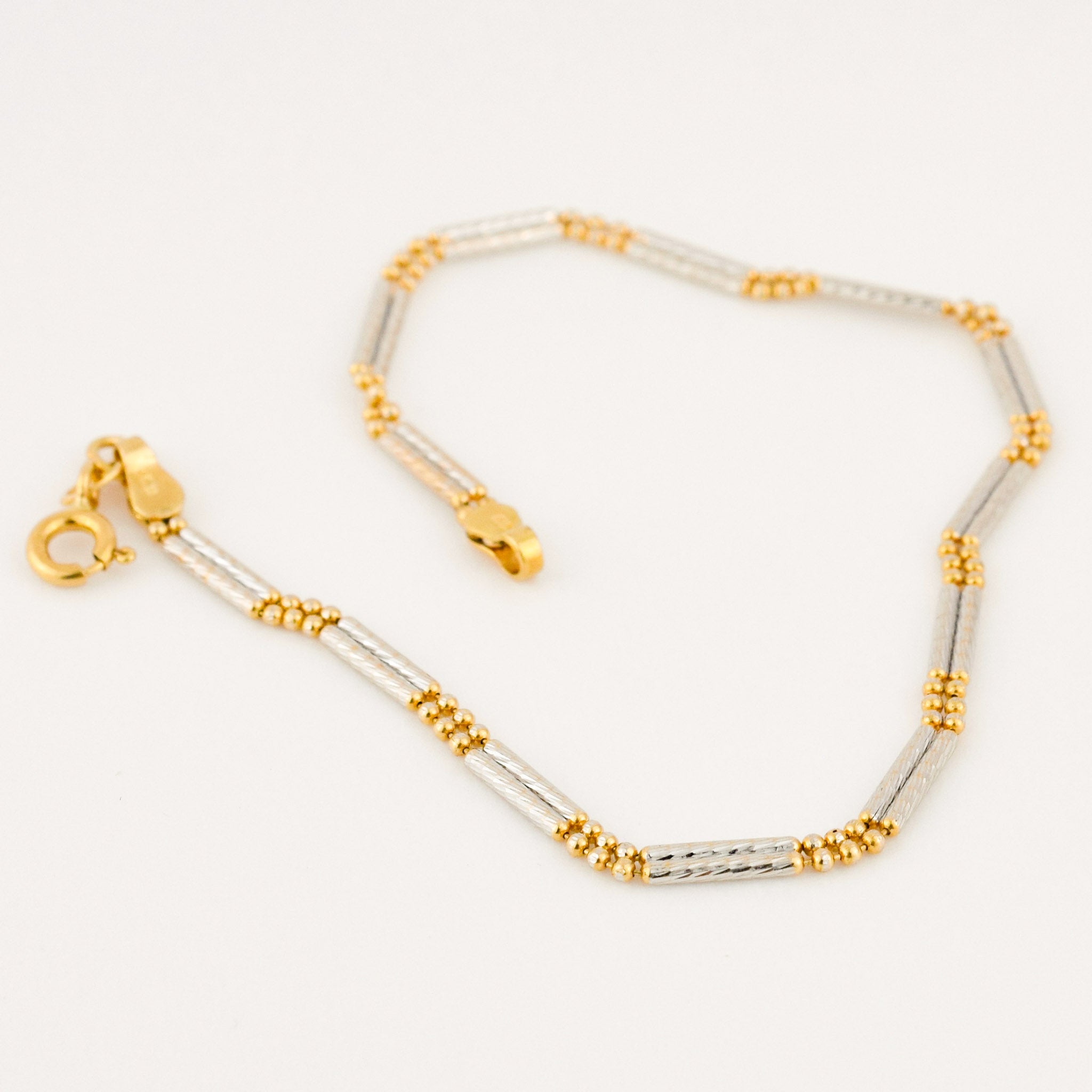 vintage gold bar and bead bracelet 