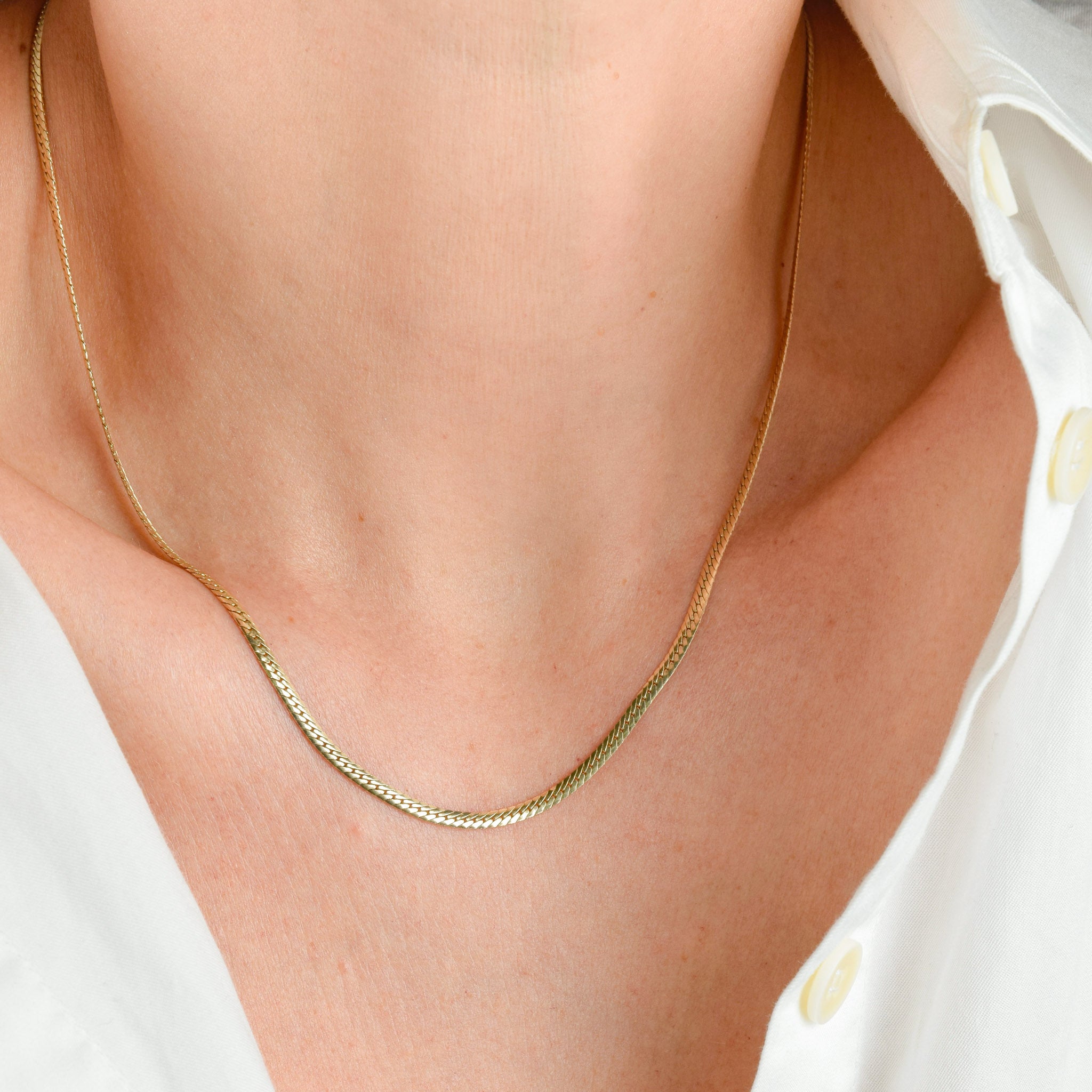 vintage gold 18" herringbone chain necklace