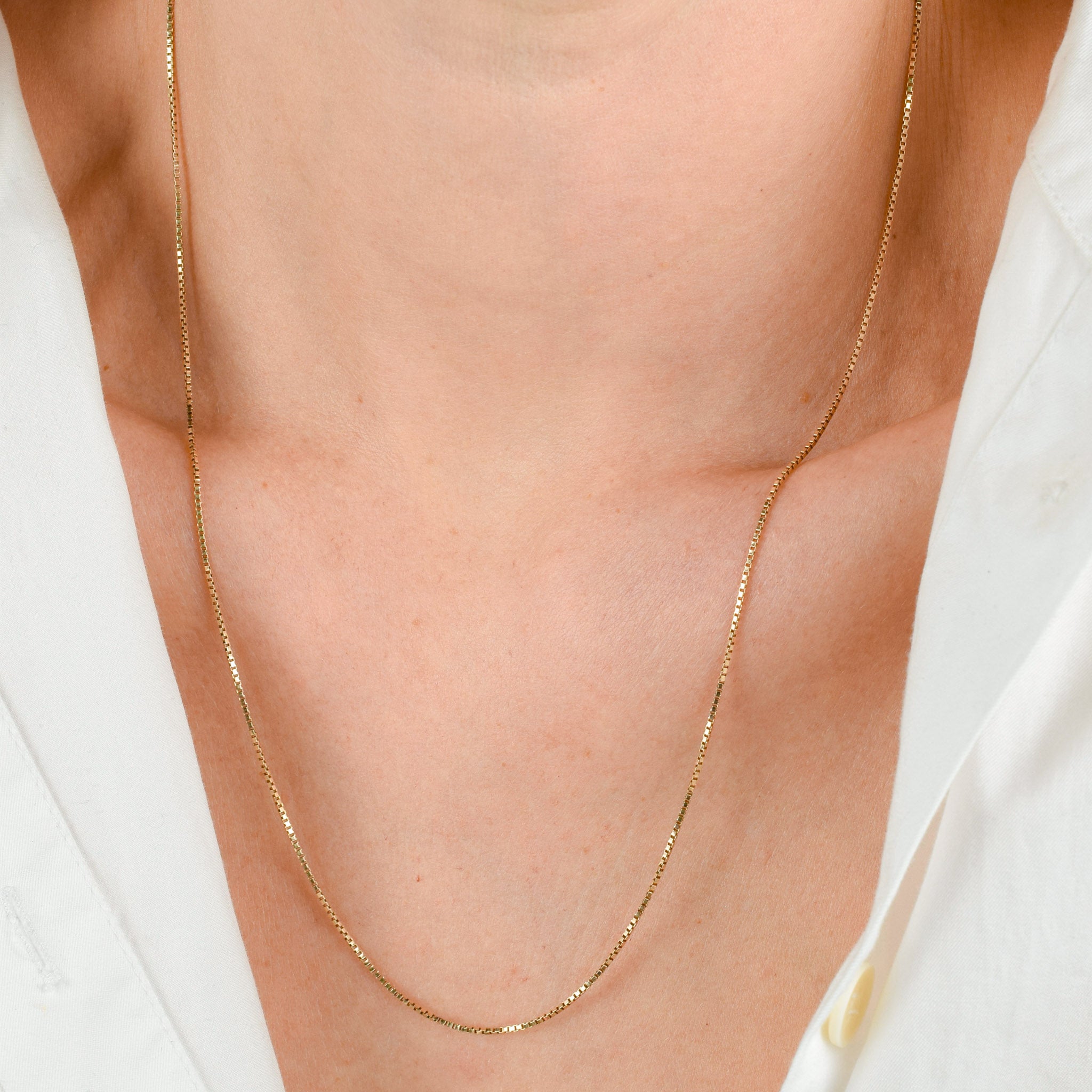 vintage gold 22" box chain necklace