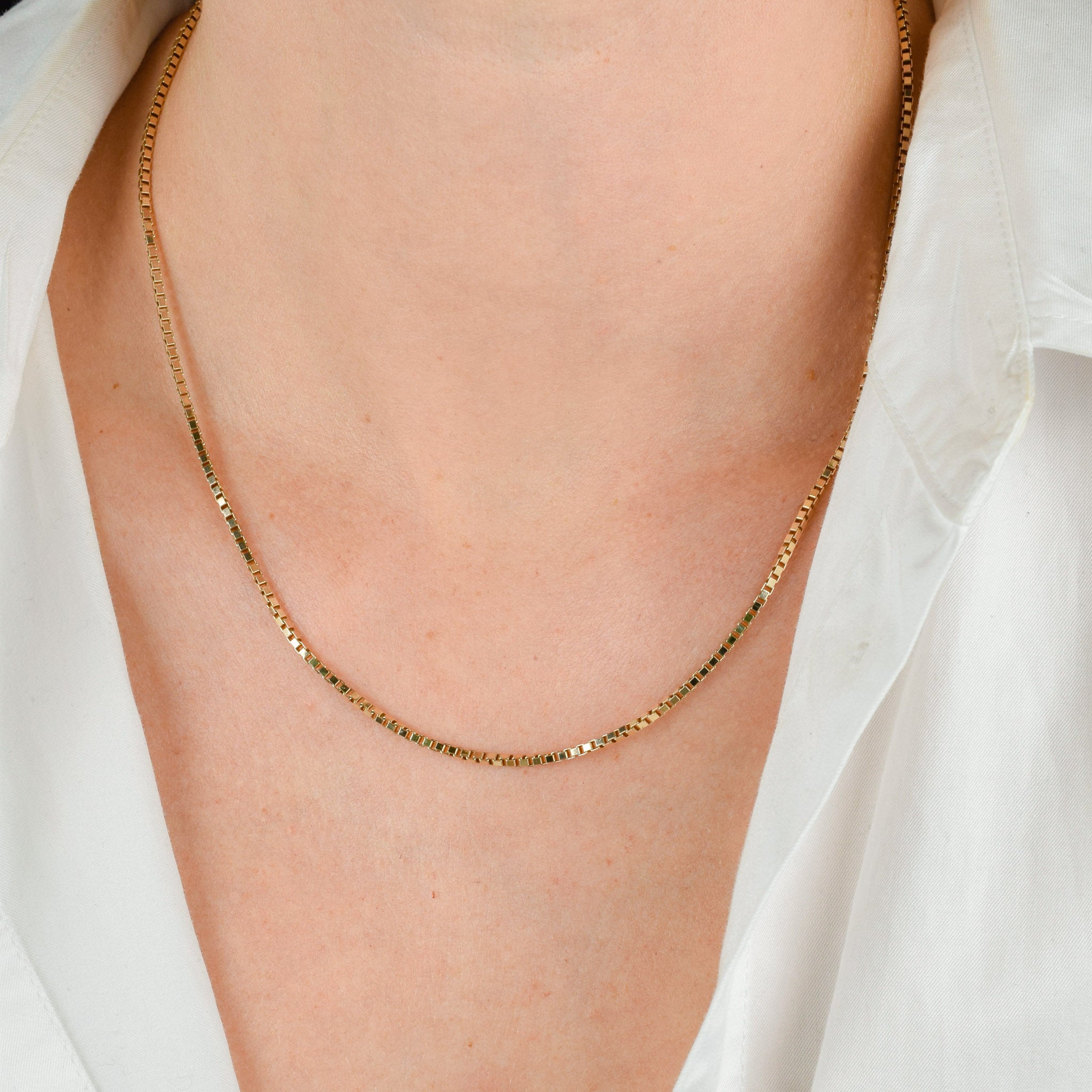 vintage gold chunky box chain necklace