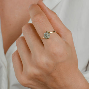 vintage gold diamond floral cluster ring