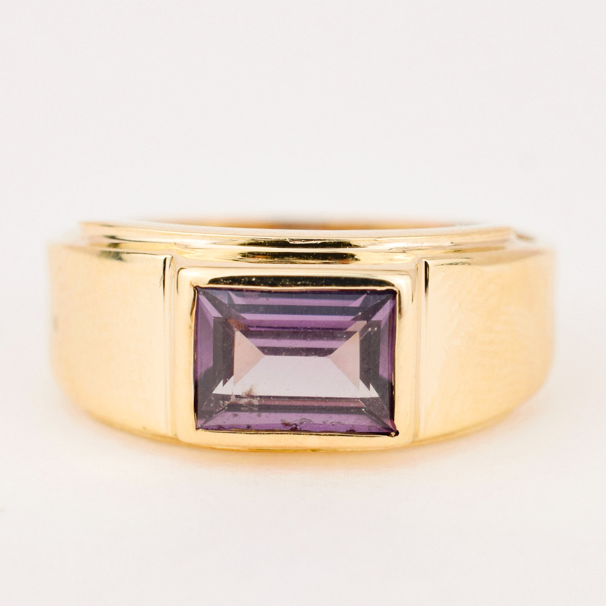 vintage gold bezel set synthetic sapphire ring 