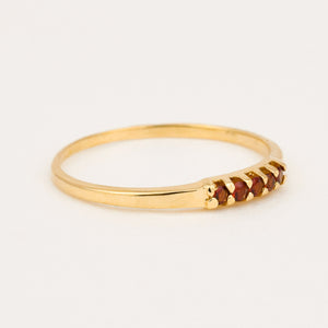 vintage gold garnet ring 