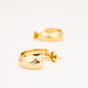 vintage 10k gold etched hoop earrings 