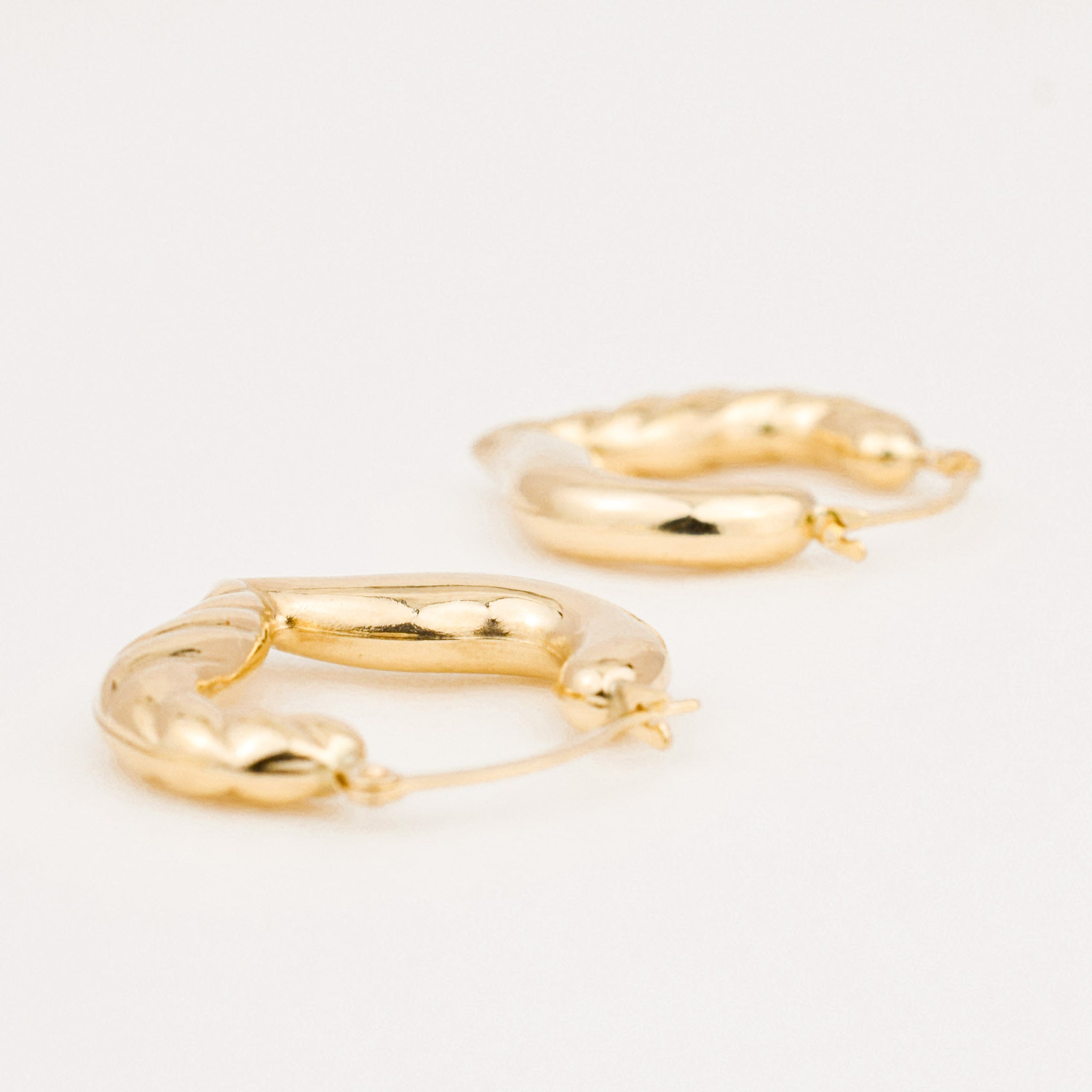 20.8 mm Heart Shaped Gold Hoops