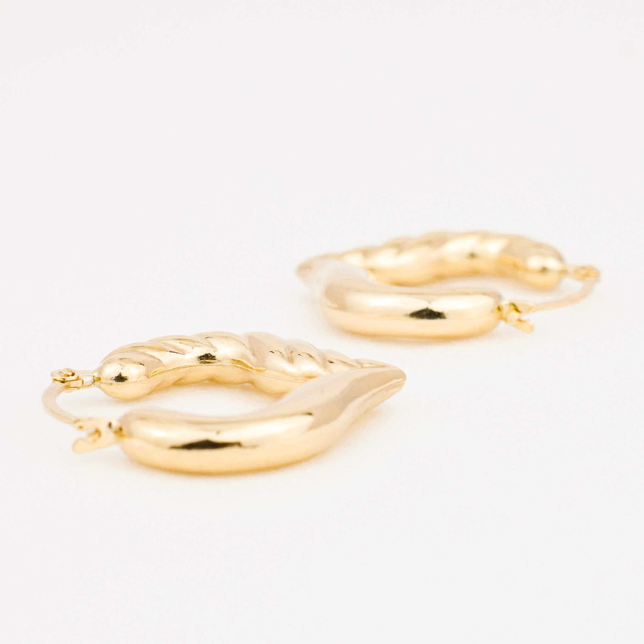 20.8 mm Heart Shaped Gold Hoops