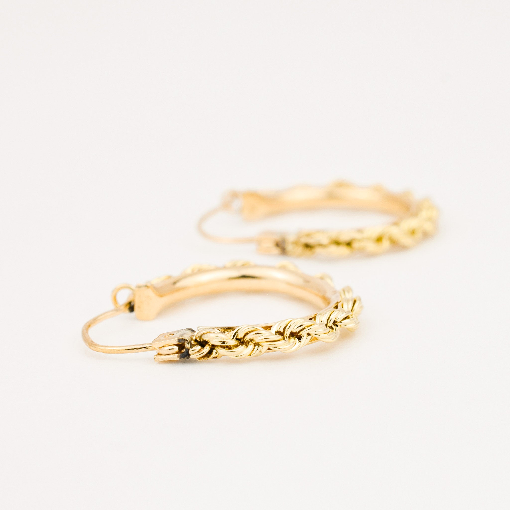 vintage gold rope hoop earrings 