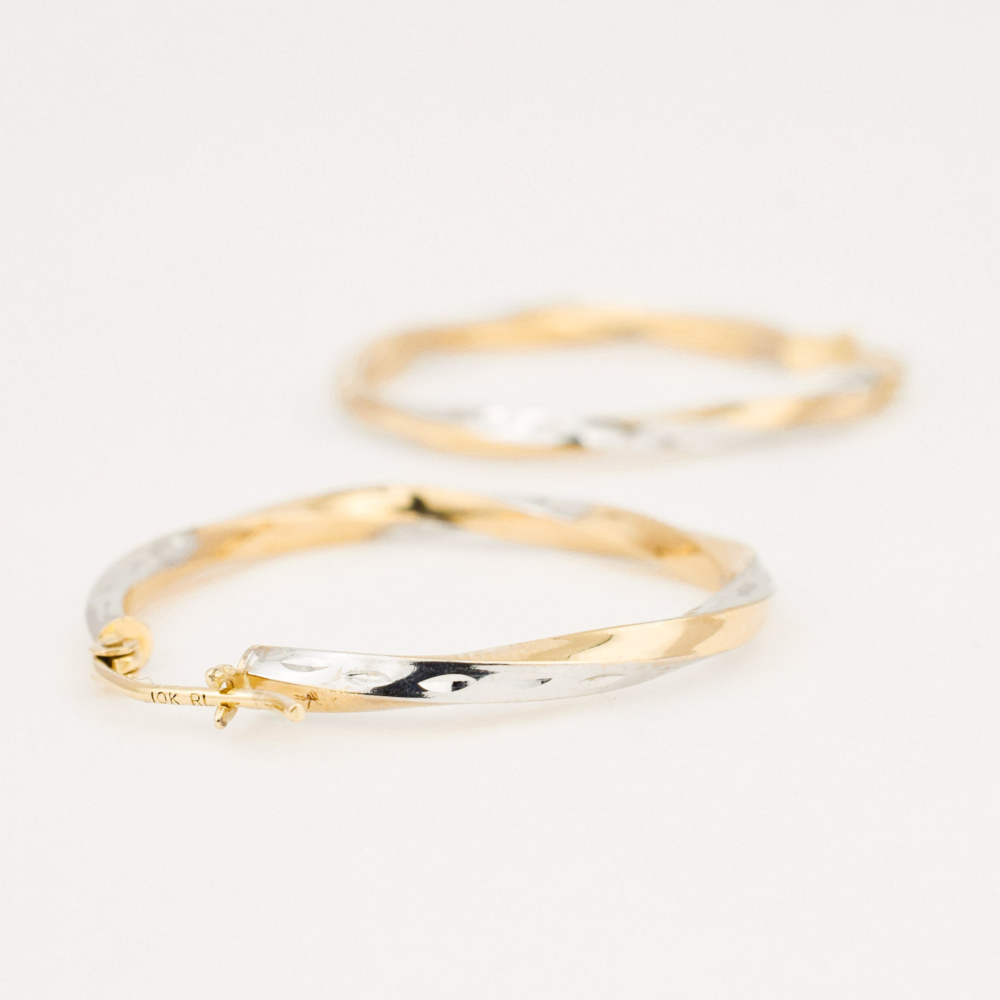 vintage gold hoop earrings 