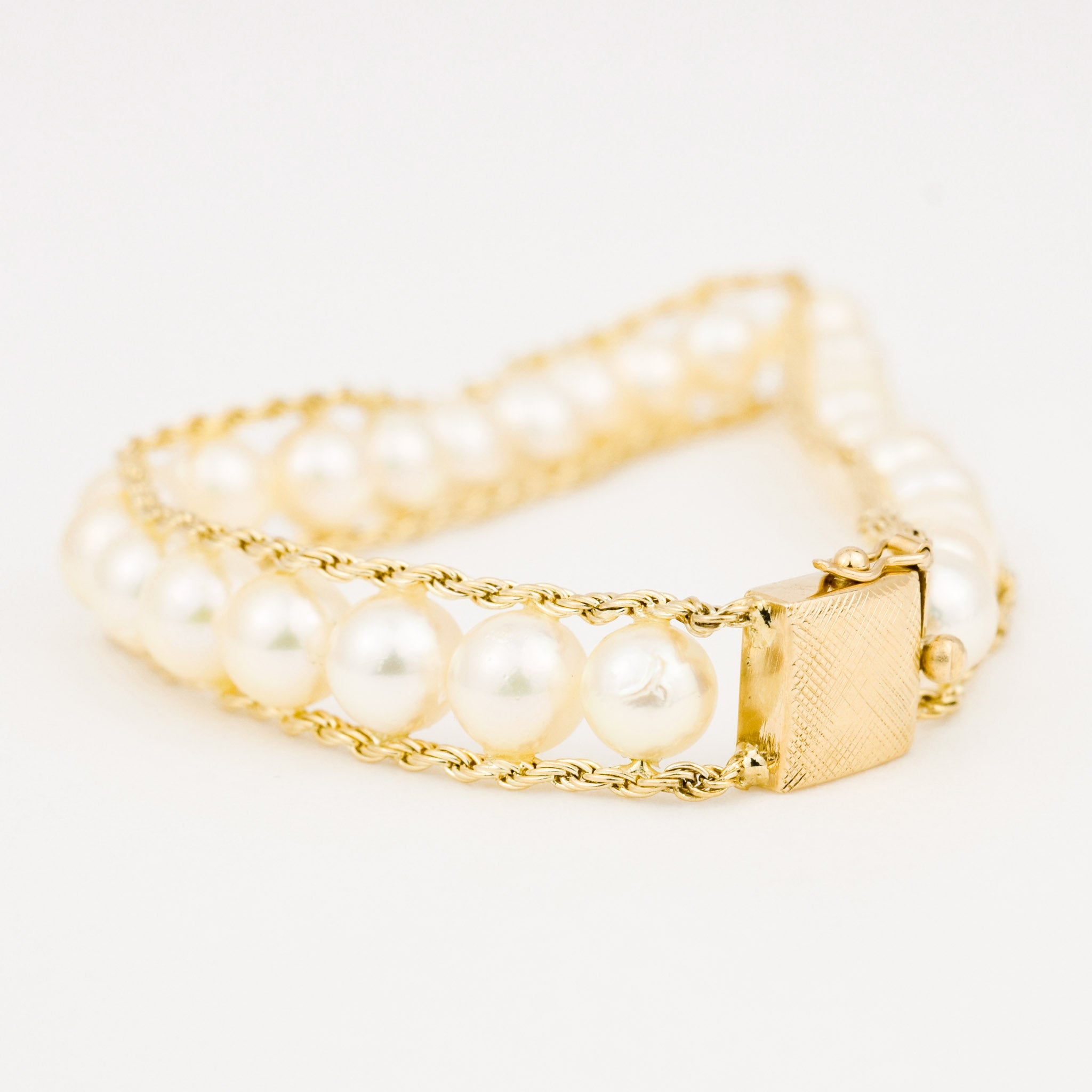7" Antique Pearl and Rope Chain Bracelet
