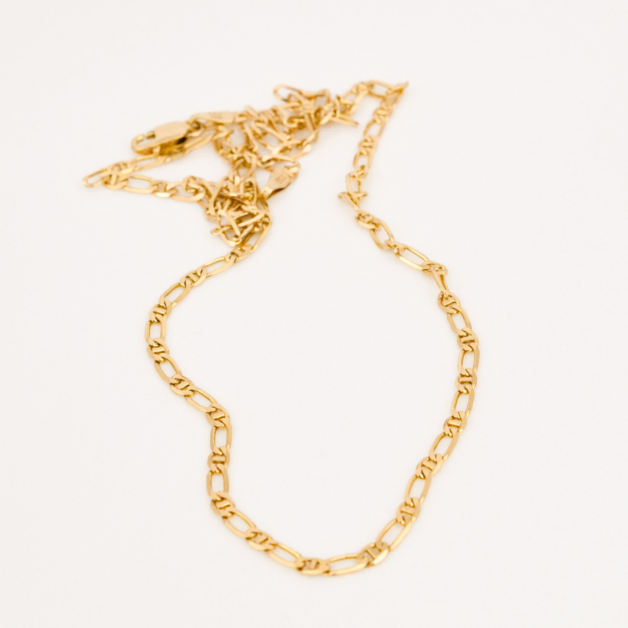 vintage gold 16" Mariner link necklace