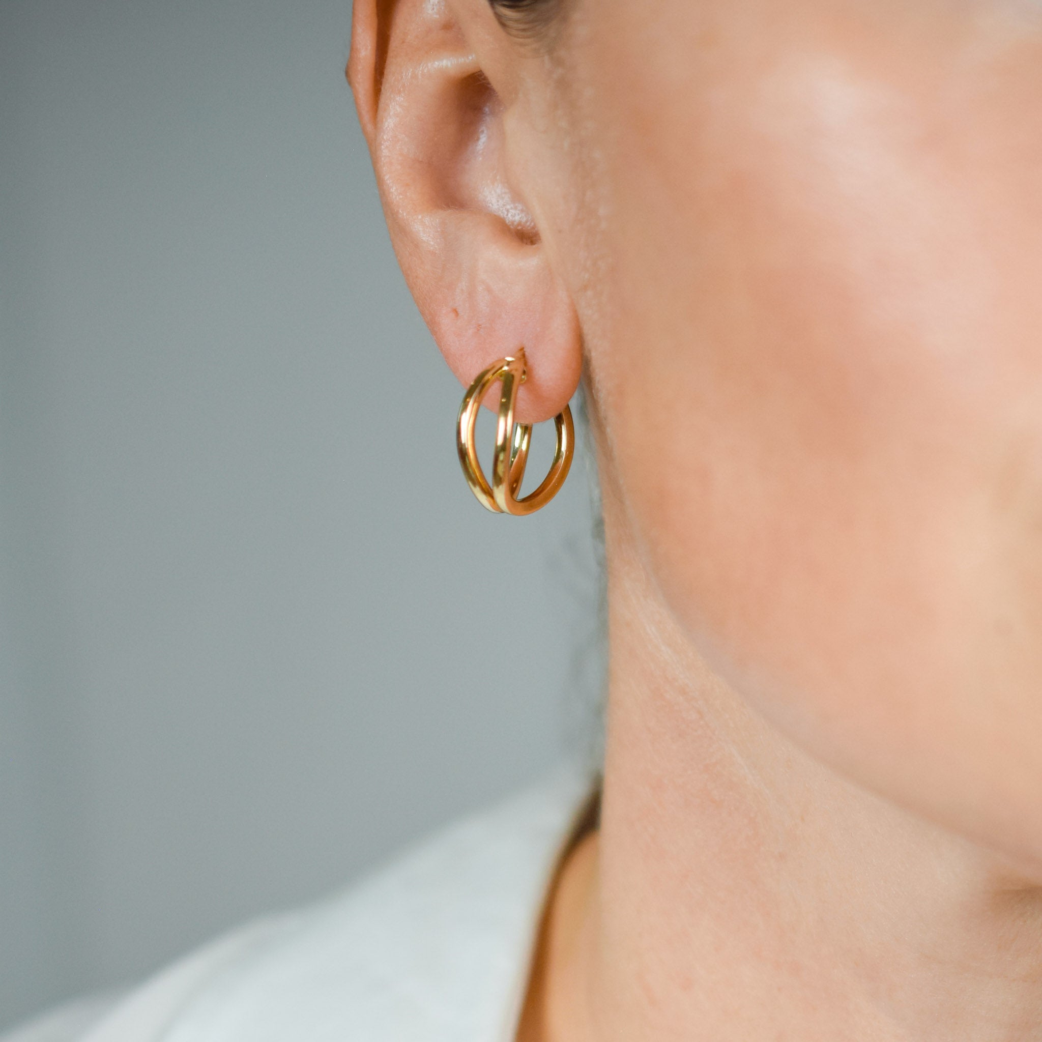 vintage 14k gold hoop earrings 