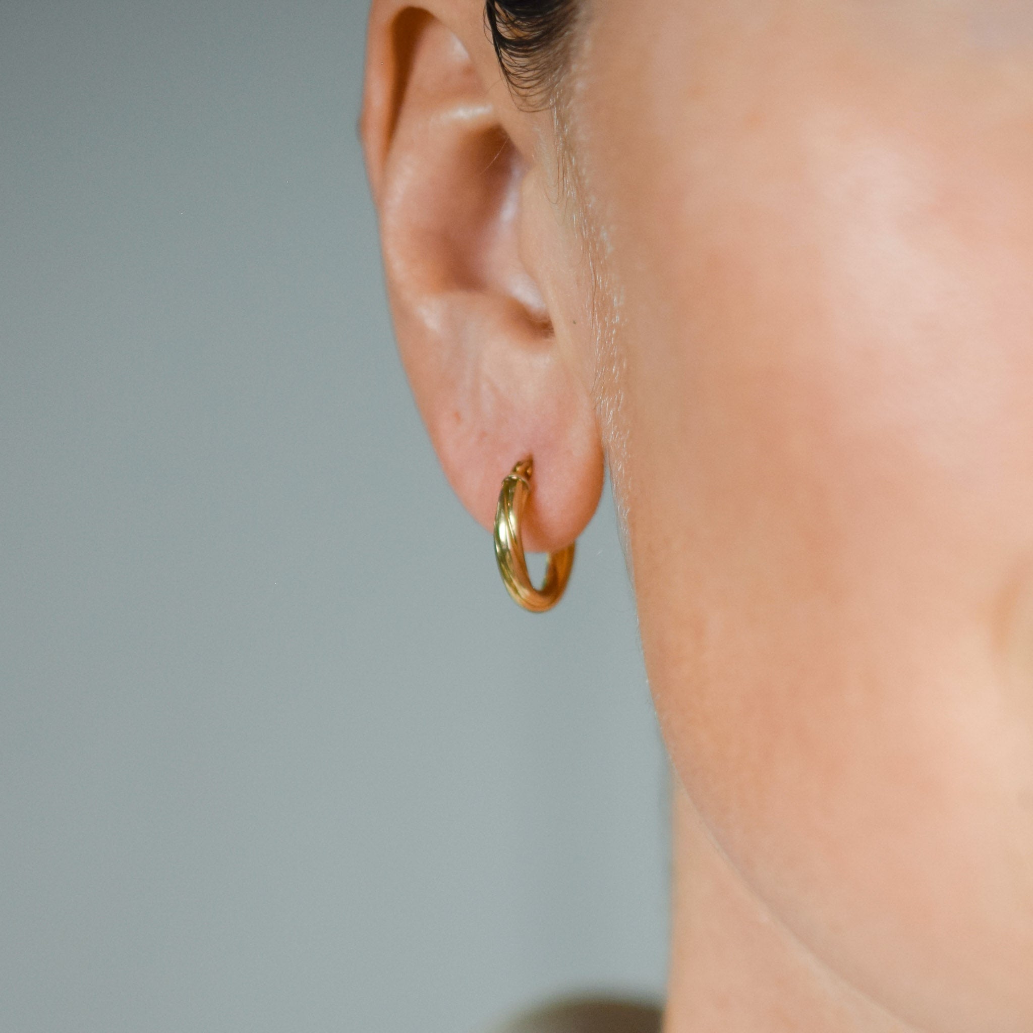 16.6 mm Small Twisted Gold Hoops