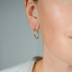 vintage gold oval hoop earrings