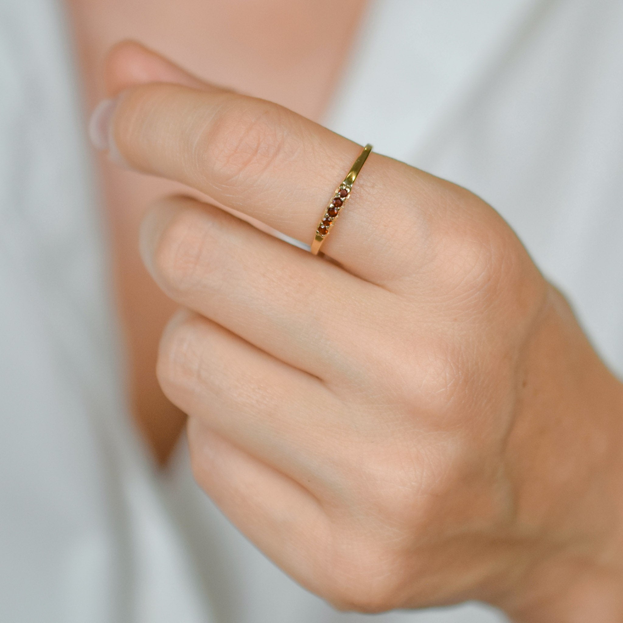 vintage gold garnet ring 