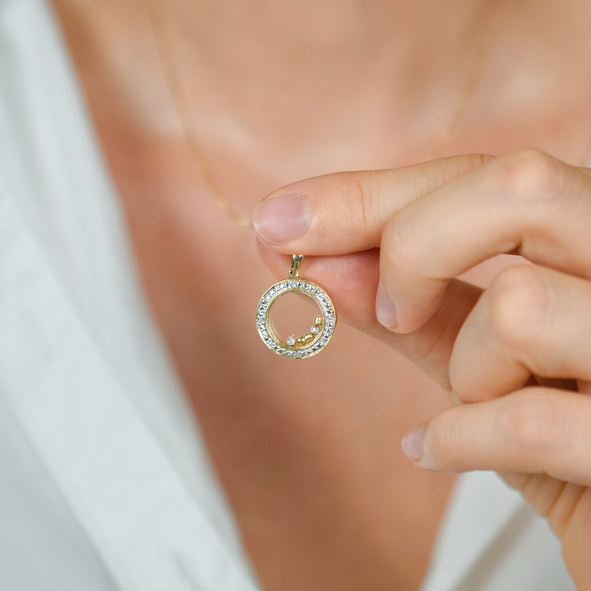 vintage gold floating diamond pendant 