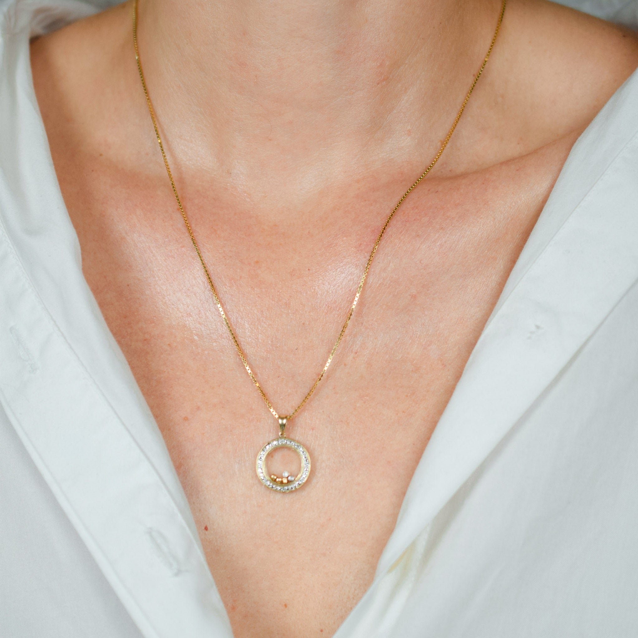 vintage gold floating diamond pendant 