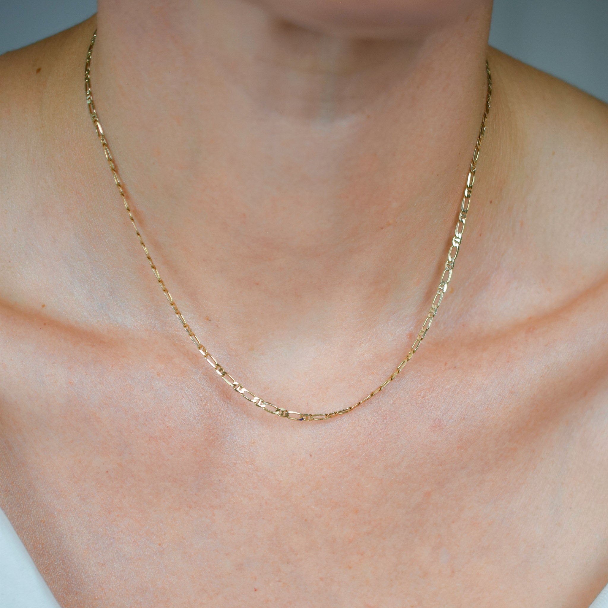 vintage gold 16" Mariner link necklace