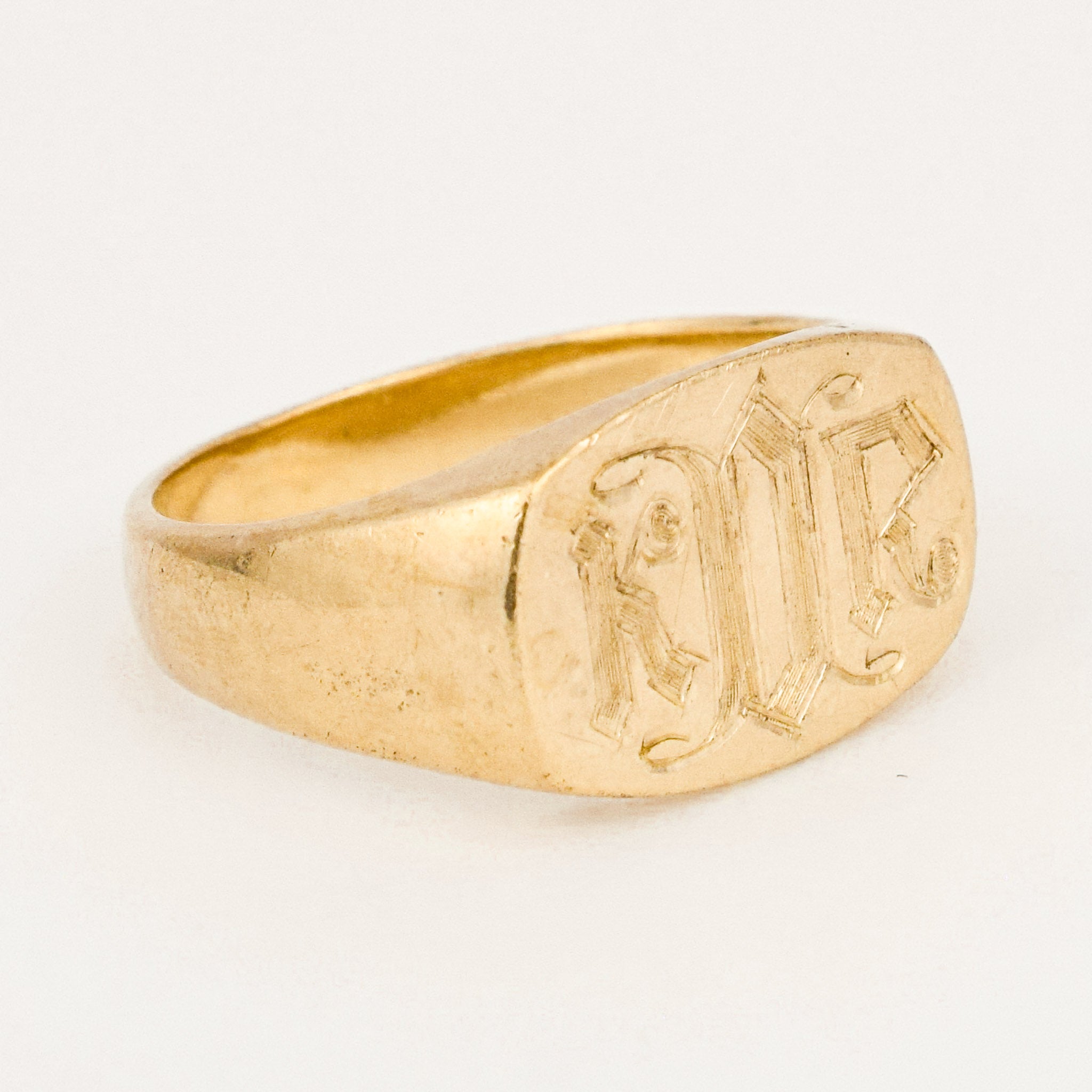 vintage gold 'KOR' signet ring 